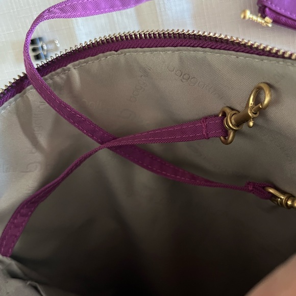 BAGGALLINI Crossbody 2 Pc Set NWT Vibrant Purple Gold Hardware Turn Lock Zipper - Picture 3 of 16
